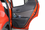 Toyota C-HR 180H Kaji Edition Todo terreno Interior Puerta 5 puertas