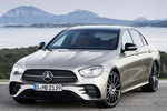 Mercedes-Benz Clase E Gama Clase E AMG Line Turismo Plata Mojave Exterior Frontal-Lateral 4 puertas