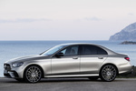 Mercedes-Benz Clase E Gama Clase E AMG Line Turismo Plata Mojave Exterior Lateral 4 puertas