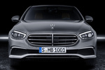 Mercedes-Benz Clase E Gama Clase E Line Exclusive Turismo Gris Selenit Magno Exterior Frontal 4 puertas