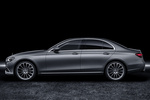 Mercedes-Benz Clase E Gama Clase E Line Exclusive Turismo Gris Selenit Magno Exterior Lateral 4 puertas