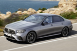 Mercedes-Benz Clase E AMG 53 4MATIC+ AMG 53 4MATIC+ con Paquete Carbono II y Night Turismo Designo Selenite Grey Magno Exterior Frontal-Lateral-Cenital 4 puertas