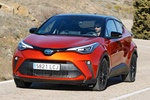 Toyota C-HR 180H Kaji Edition Todo terreno Bitono Kaji con Techo Negro Exterior Frontal-Lateral 5 puertas