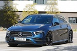 Mercedes-Benz Clase A A 200 d 8G-DCT AMG Line Paquete Night Turismo Azul Denim Metalizado Exterior Frontal-Lateral 5 puertas
