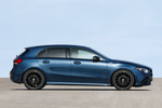 Mercedes-Benz Clase A A 200 d 8G-DCT AMG Line Paquete Night Turismo Azul Denim Metalizado Exterior Lateral 5 puertas