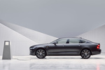 Volvo S90 T8 Plug-In Hybrid berlina Gama S90 Turismo Gris Plata Exterior Toma de recarga 4 puertas