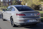 Volkswagen Arteon R-Line Performance R-Line Performance Turismo Gris Ceres con Techo Negro Exterior Lateral-Posterior 5 puertas