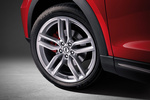 DFSK F5 Classic Classic Todo terreno Rojo Metalizado Exterior Llanta 5 puertas
