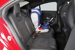 Mercedes-Benz CLA 200 7G-DCT Coup&eacute;  AMG Line Coup&eacute; con paquete Premium Plus Turismo Interior Silla infantil 4 puertas