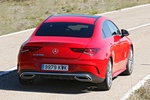 Mercedes-Benz CLA 200 7G-DCT Coup&eacute;  AMG Line Coup&eacute; Turismo Rojo Jupiter Exterior Cenital-Posterior-Lateral 4 puertas