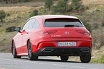 Mercedes-Benz CLA 200d 8G-DCT Shooting Brake AMG Line Shooting Brake con paquete Night Turismo familiar Rojo Jupiter Exterior Lateral-Posterior 5 puertas