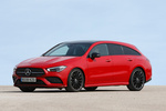 Mercedes-Benz CLA 200d 8G-DCT Shooting Brake AMG Line Shooting Brake con paquete Night Turismo familiar Rojo Jupiter Exterior Frontal-Lateral 5 puertas