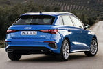 Audi A3 30 TDI 86 kW (116 CV) 6 vel. S line con paquete Brillo Turismo Azul Ara efecto cristal Exterior Posterior-Lateral 5 puertas