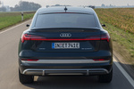Audi e-tron Sportback 55 quattro Sportback S line Launch Edition Todo terreno Azul Galaxia Exterior Posterior 5 puertas