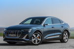 Audi e-tron Sportback 55 quattro Sportback S line Launch Edition Todo terreno Azul Galaxia Exterior Frontal-Lateral 5 puertas