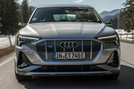 Audi e-tron Sportback 55 quattro Sportback S line Todo terreno Plata Florete metalizado Exterior Frontal 5 puertas
