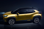 Toyota Yaris Cross Hybrid 120H AWD-i Cross Style Todo terreno Bi-tono &Aacute;mbar Exterior Lateral-Frontal 5 puertas