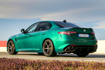 Alfa Romeo Giulia Quadrifoglio Quadrifoglio Turismo Verde Montreal Exterior Posterior-Lateral 4 puertas