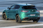 Alfa Romeo Stelvio Quadrifoglio Quadrifoglio Todo terreno Verde Montreal Exterior Cenital-Lateral-Posterior 5 puertas