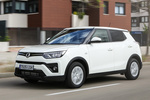 SsangYong Tivoli Gama Tivoli Gama Tivoli Todo terreno Grand White Exterior Lateral-Frontal 5 puertas