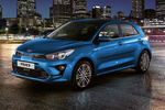KIA Rio Gama Rio Drive Turismo Sporty Blue Exterior Frontal-Lateral 5 puertas