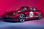 Porsche 911 Targa 4S Targa 4S Heritage Design Descapotable Cereza metalizado Exterior Frontal-Lateral 2 puertas