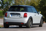 MINI MINI Cooper SE Cooper SE Acabado L Turismo White Silver metalizado Exterior Posterior-Lateral 3 puertas