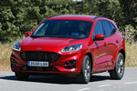 Ford Kuga 2.5 Duratec PHEV PHEV ST-Line X Todo terreno Rojo Lucid Exterior Frontal-Lateral 5 puertas
