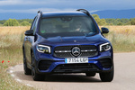 Mercedes-Benz GLB GLB 200d 4MATIC 7 plazas AMG Line con Paquete Night Todo terreno Azul Galaxy Exterior Lateral-Frontal 5 puertas