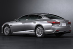Lexus LS 500h AWD Luxury Advanced Drive Turismo Exterior Lateral-Posterior 4 puertas