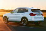 BMW iX3 Impressive Impressive Todo terreno Mineralweiss metalizado Exterior Lateral-Posterior 5 puertas