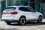 BMW iX3 Impressive Impressive Todo terreno Mineralweiss metalizado Exterior Posterior-Lateral 5 puertas