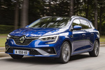 Renault M&eacute;gane Sport Tourer E-TECH H&iacute;brido enchufable 117 kW (160 CV) Sport Tourer R.S Line E-TECH Turismo familiar Exterior Frontal-Lateral 5 puertas