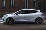 Renault Clio E-TECH 103 KW (140 CV) Zen E-TECH Turismo Blanco Glaciar Exterior Lateral 5 puertas