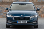 Skoda Octavia 2.0 TDI 110 kW (150 CV) DSG Style Turismo Azul Lava Metalizado Exterior Frontal 5 puertas