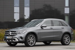 Mercedes-Benz GLC 300 e 300 e Todo terreno Designo Selenite Grey Magno Exterior Lateral-Frontal 5 puertas