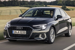 Audi A3 35 TFSI 110 kW (150 CV) 6 vel. Sedan Advanced con paquete Brillo Turismo Gris Manhattan Exterior Frontal-Lateral 4 puertas