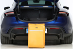 Porsche Taycan Turbo S Turbo S con interior Club Leather Olea Turismo Interior Altura de carga 4 puertas