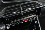 Peugeot 208 EV 100kW e-208 GT Turismo Interior Mandos salpicadero 5 puertas