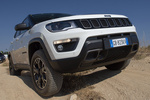 Jeep Compass 4xe 4xe Trailhawk Todo terreno Blanco Brillante con Techo Negro Exterior Lateral-Frontal 5 puertas