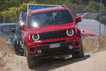Jeep Renegade 4xe Trailhawk 176 kW (240 CV) 4xe Trailhawk Todo terreno Rojo Colorado Exterior Frontal 5 puertas