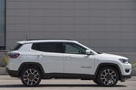 Jeep Compass 1.3 GSE T4 Limited Todo terreno Blanco Alpine Exterior Lateral 5 puertas