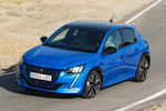 Peugeot 208 EV 100kW e-208 GT Turismo Azul V&eacute;rtigo Exterior Lateral-Frontal 5 puertas