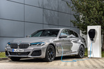 BMW Serie 5 545e xDrive Paquete M Sport Turismo Exterior Lateral-Frontal 4 puertas