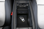 Mercedes-Benz GLA 200 d 8G-DCT AMG Line con Paquete Premium Plus Todo terreno Interior Guantera y recept&aacute;culo 5 puertas