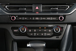 KIA Niro 1.6 PHEV PHEV Emotion Todo terreno Interior Consola Central 5 puertas
