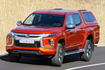 Mitsubishi L200 Doble Cabina 220 DI-D 6AT Doble Cabina Kaiteki Pick up Naranja Sunflare Exterior Frontal-Lateral 4 puertas