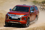 Mitsubishi L200 Doble Cabina 220 DI-D 6AT Doble Cabina Kaiteki Pick up Naranja Sunflare Exterior Frontal-Lateral 4 puertas