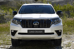 Toyota Land Cruiser 2.8D 204 CV Black Pack Todo terreno Exterior Frontal 5 puertas