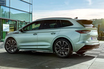 Skoda Enyaq 80 iV Founders Edition Todo terreno Plata Artic Metalizado Exterior Lateral-Posterior 5 puertas
